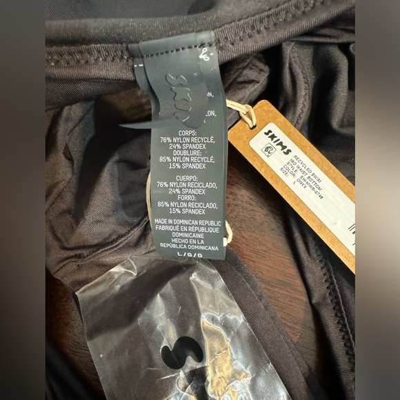 SKIMS SIGNATURE SWIM MID WAIST BOTTOM - Picture 4 of 12